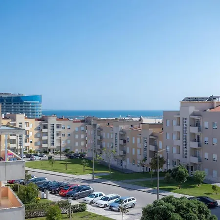 Condominio Com Piscina Em Buarcos *